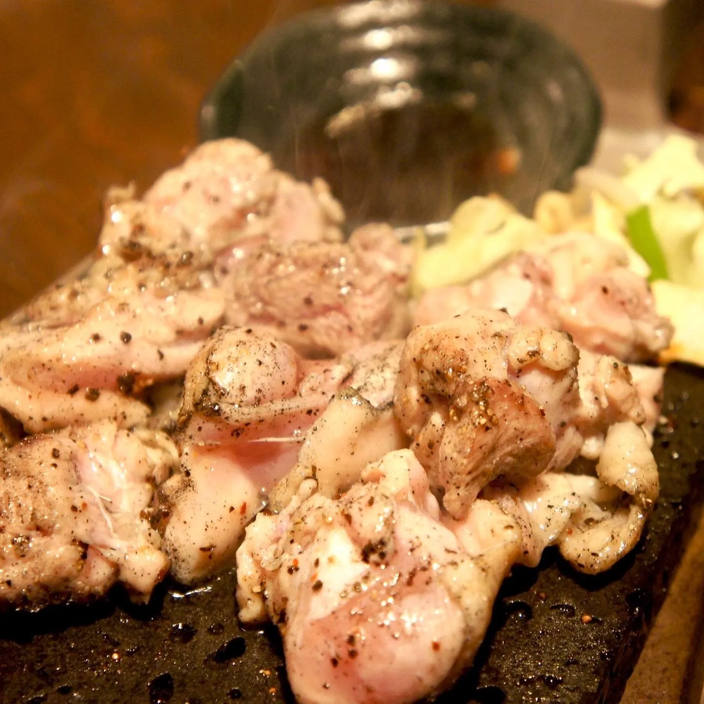 たっぷり葱の山で食べる鶏焼♪